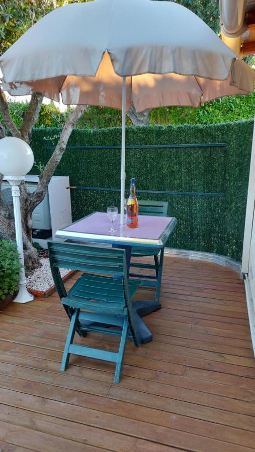 Studio 66 Caumont-sur-Durance Exterior foto